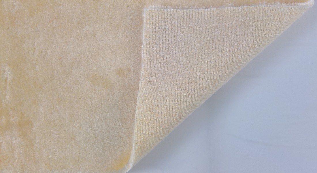 Plüsch Brigita creme